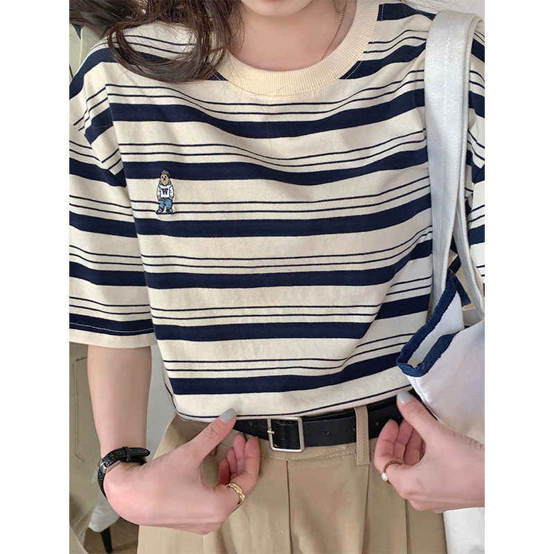 Vintage Style Round Neck Striped Short-Sleeve T-Shirt for Women, Summer 2026, Loose Fit, Pure Cotton, Embroidered, Casual Versatile Top, Artistic Style
