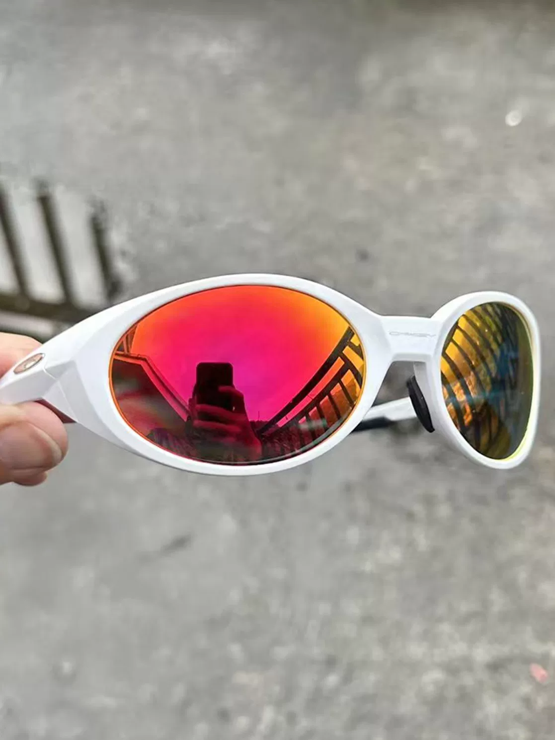 Outdoor Men's and Women's Polarized Sunglasses for Skiing, Mountaineering, Cycling, Driving, Fishing, and Trendy Eyewear