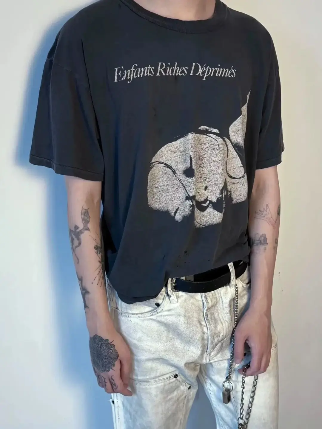 Enfants Riches Déprimés Graphic T-Shirt