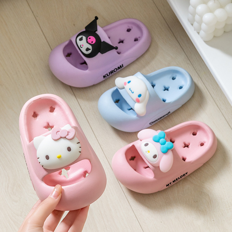 Sanrio Parent-Child Slippers, Three-Dimensional Cartoon Soft-Soled Wear-Resistant Non-Slip Children's Sandals, Closed-Toe Quick-Dry Soft-Soled Slippers