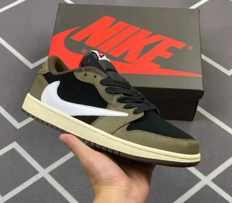 Travis Scott x Nike Air Jordan 1 Low