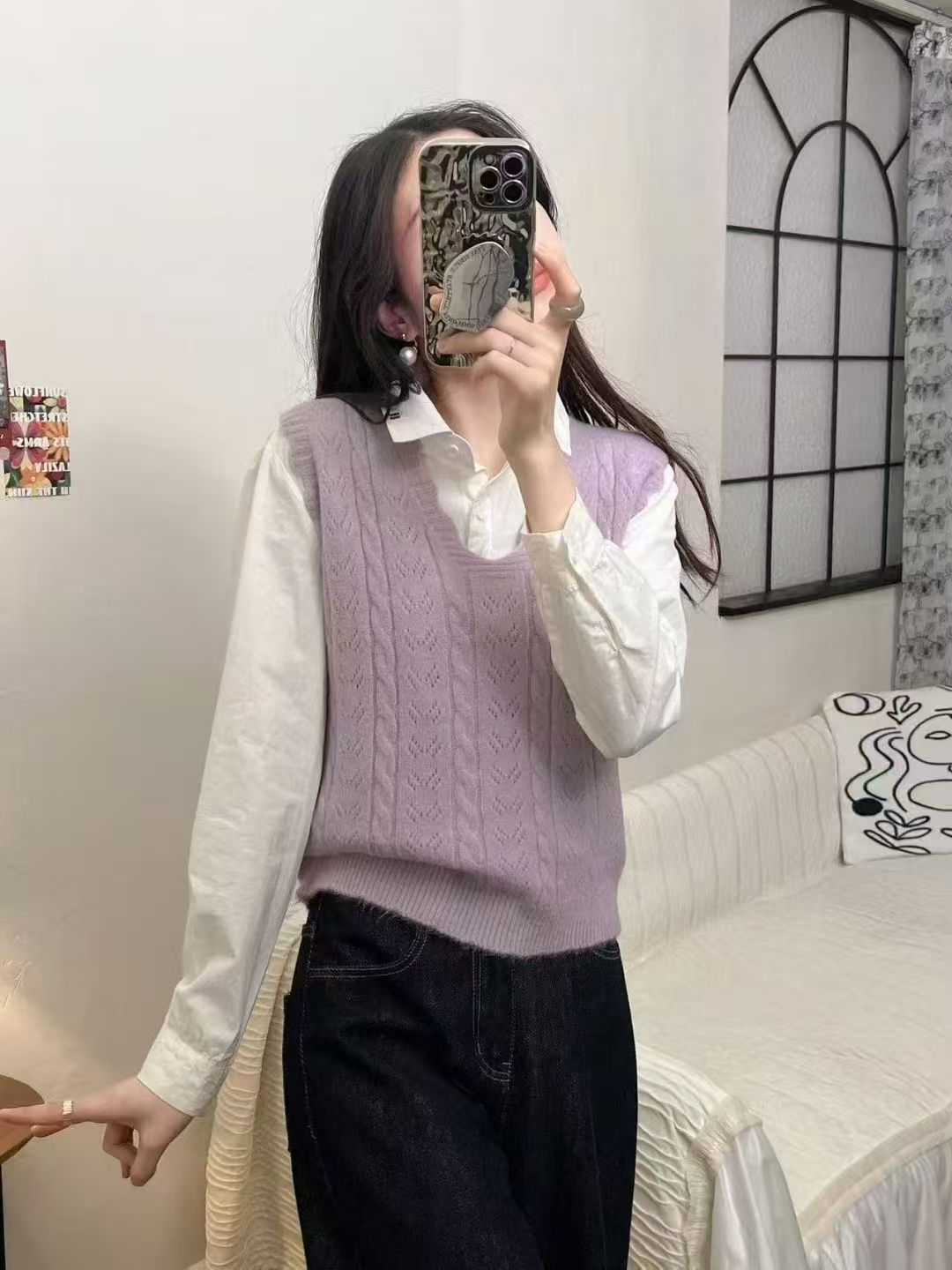 New Style Knitted Vest for Women, Spring and Autumn Korean Style Short Layered Solid Color Cable Knit V-Neck Sweater Vest for Women
