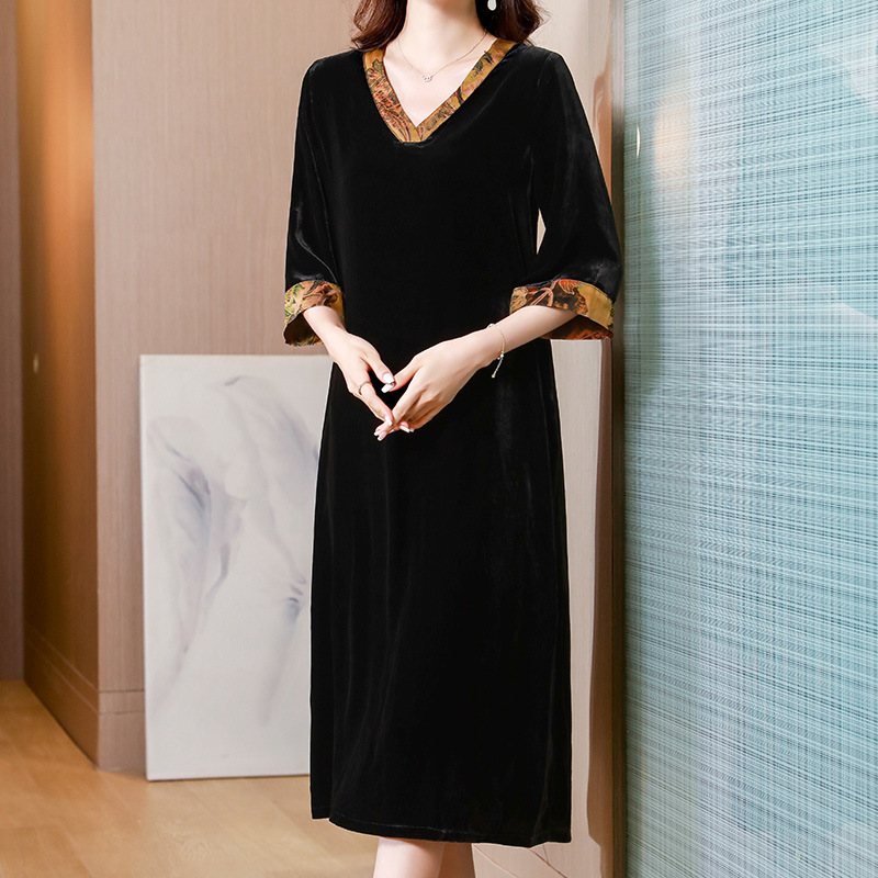 Silk Velvet Dress Plus Size Women's Fashionable New Summer Dress 2026 High-End Slimming Elegant Mom Dress