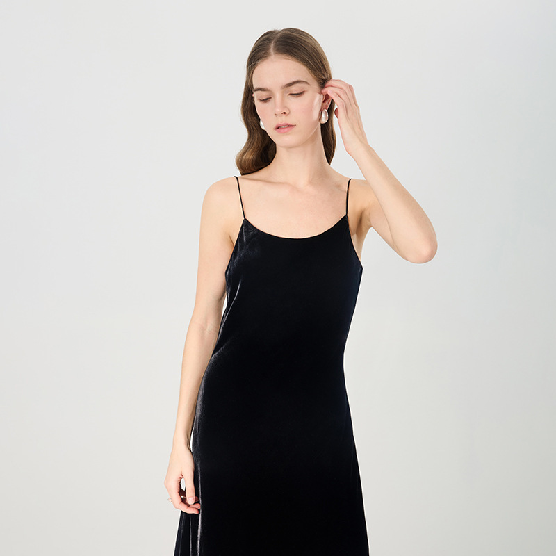Cross-Border 2026 New Style Silk Velvet Camisole Dress, Black Elegant Silk Dress, Long Little Black Dress