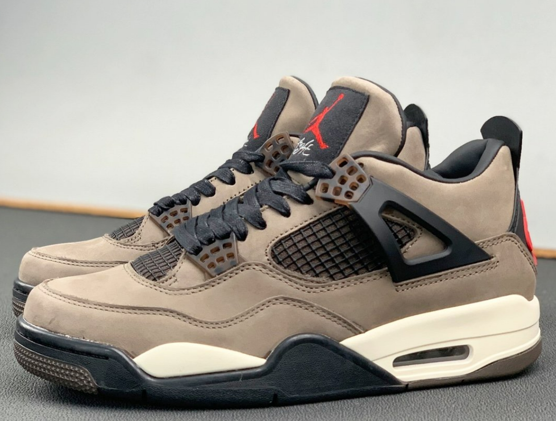 Air Jordan 4 Retro