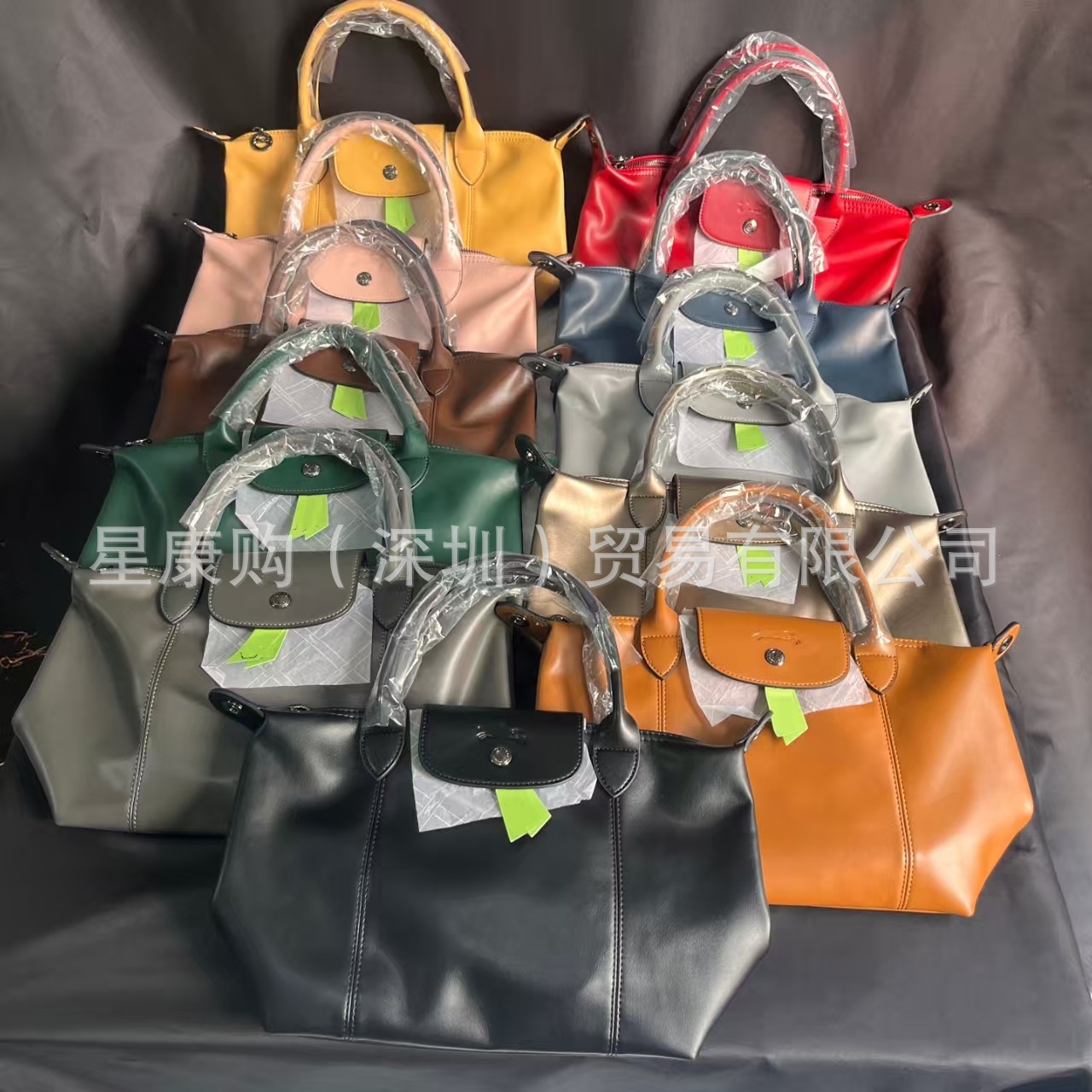 High-Quality Xiangjia Cowhide Dumpling Bag from Dongguan, Fashionable and Versatile Large-Capacity Handbag, Crossbody Light Luxury Women's Bag Foto QC de 1688 na Qualit.ly