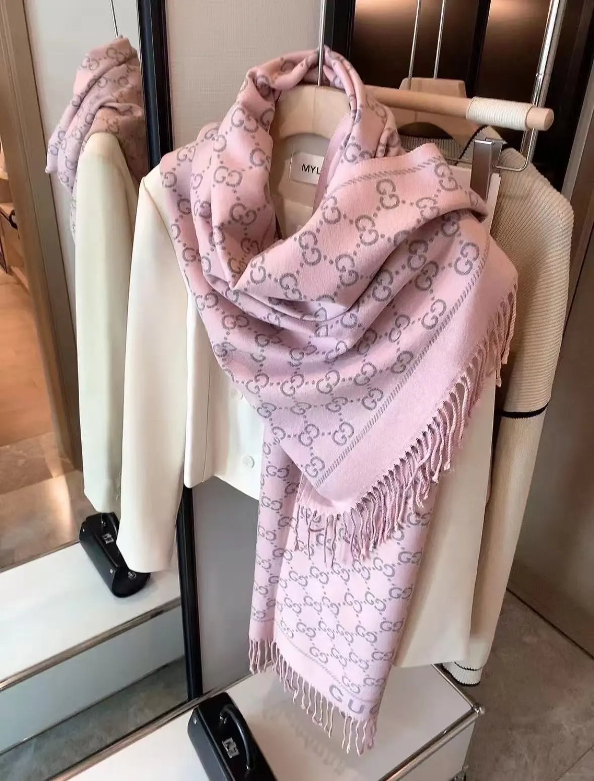 Gucci scarf