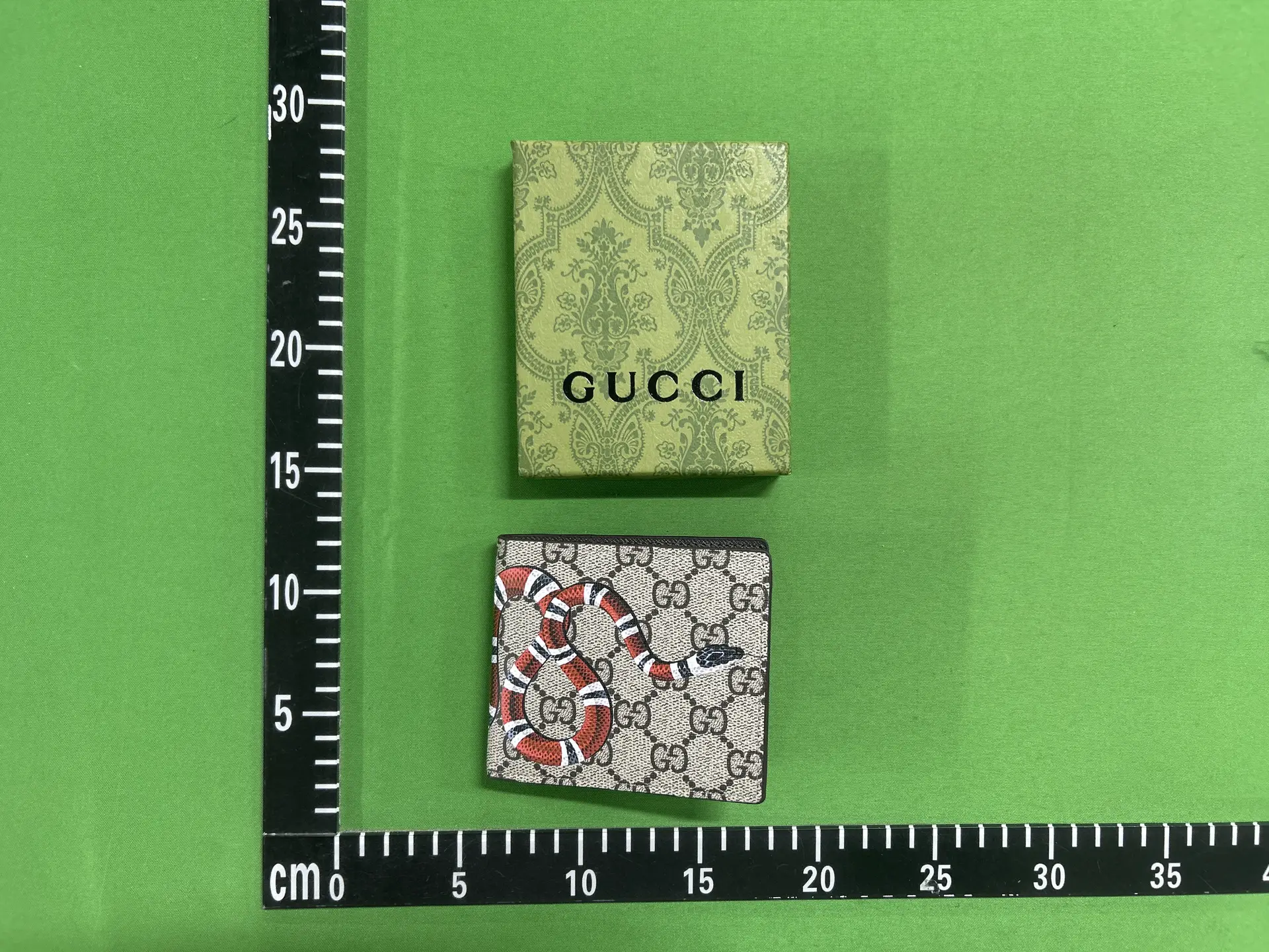 Gucci Ophidia GG Supreme Snake Bi-Fold Wallet