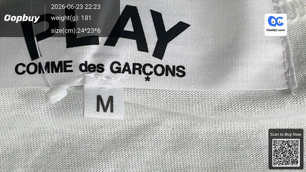 Comme Des Garçons Love Heart T-Shirt Collection, Unisex, Pure Cotton, Short-Sleeved, Classic Red, Black, Green Hearts, Multiple Colors Available QC