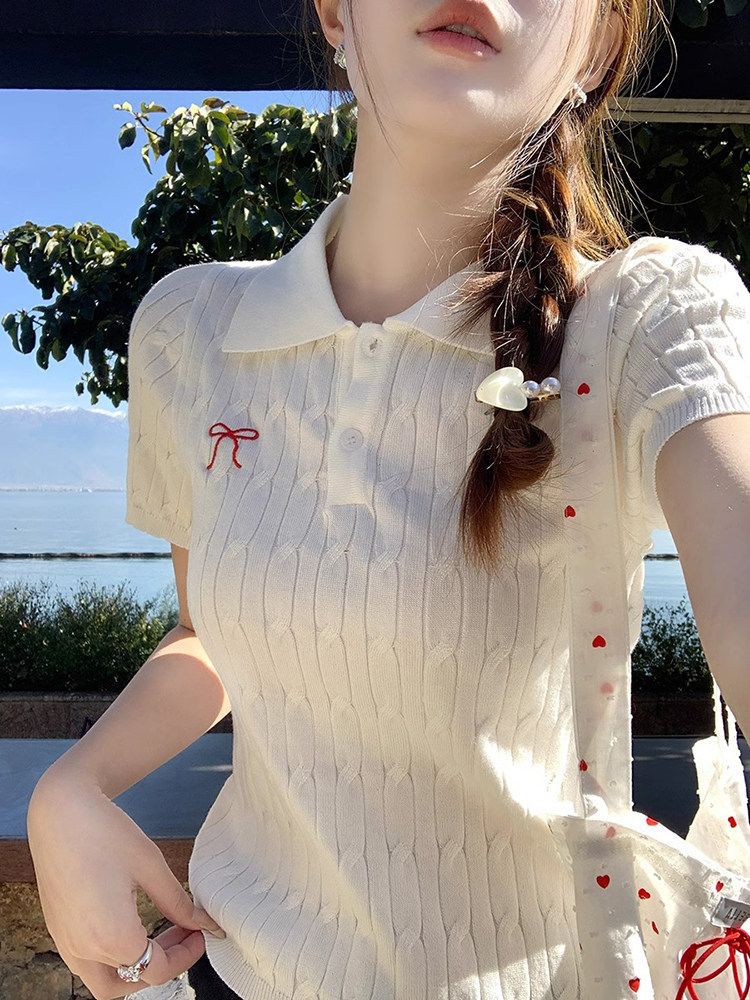 College Style Polo Lapel Short-Sleeved Knitwear for Women in Summer, Sweet Bow Embroidered Design T-Shirt for Women