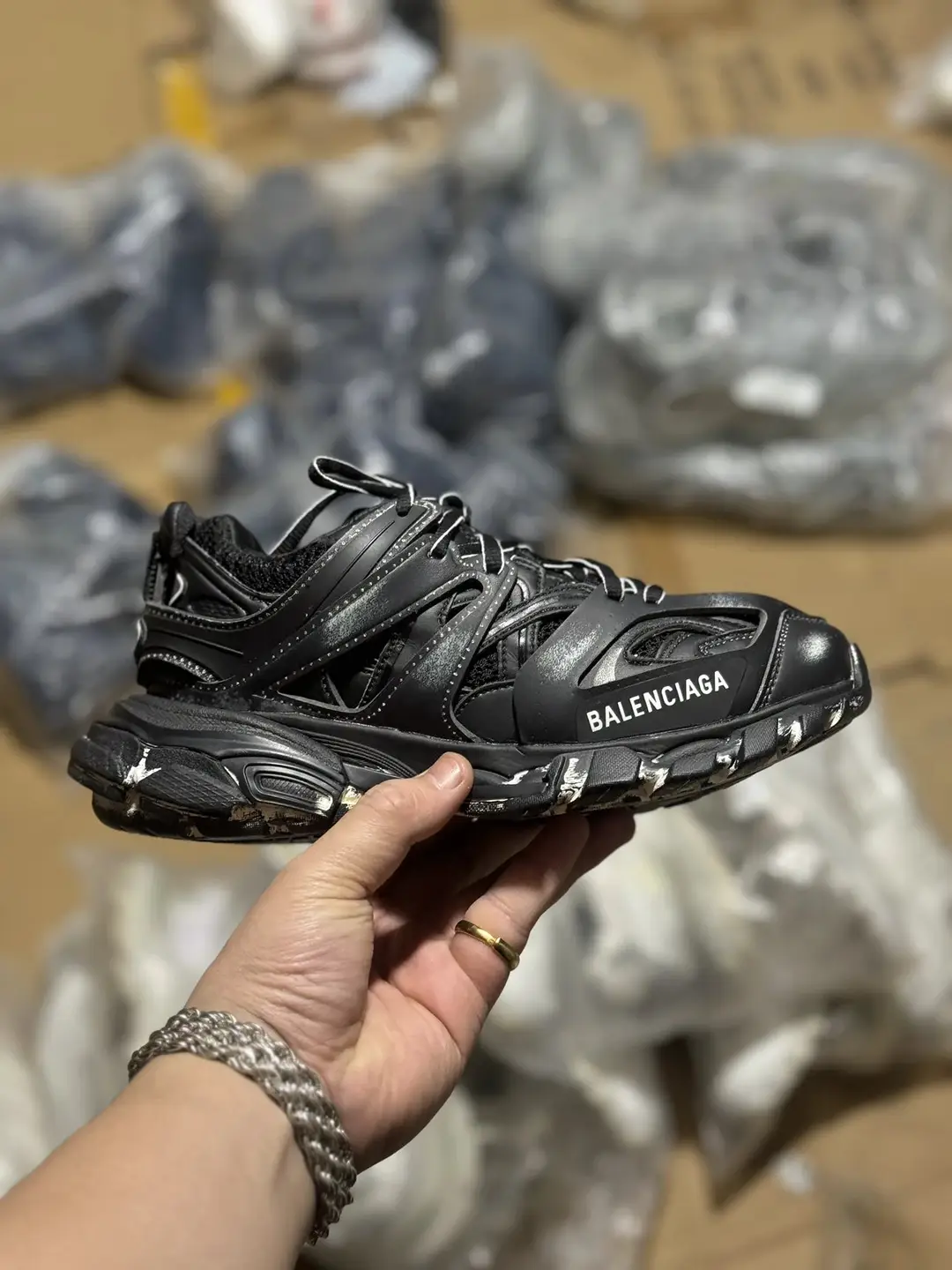 Factory Closeout i8 Version Stock Clearance B-Grade Barefoot Shoes Paris 3.0 with Silicone Insole High-Quality Version Limited Quantity Just Buy