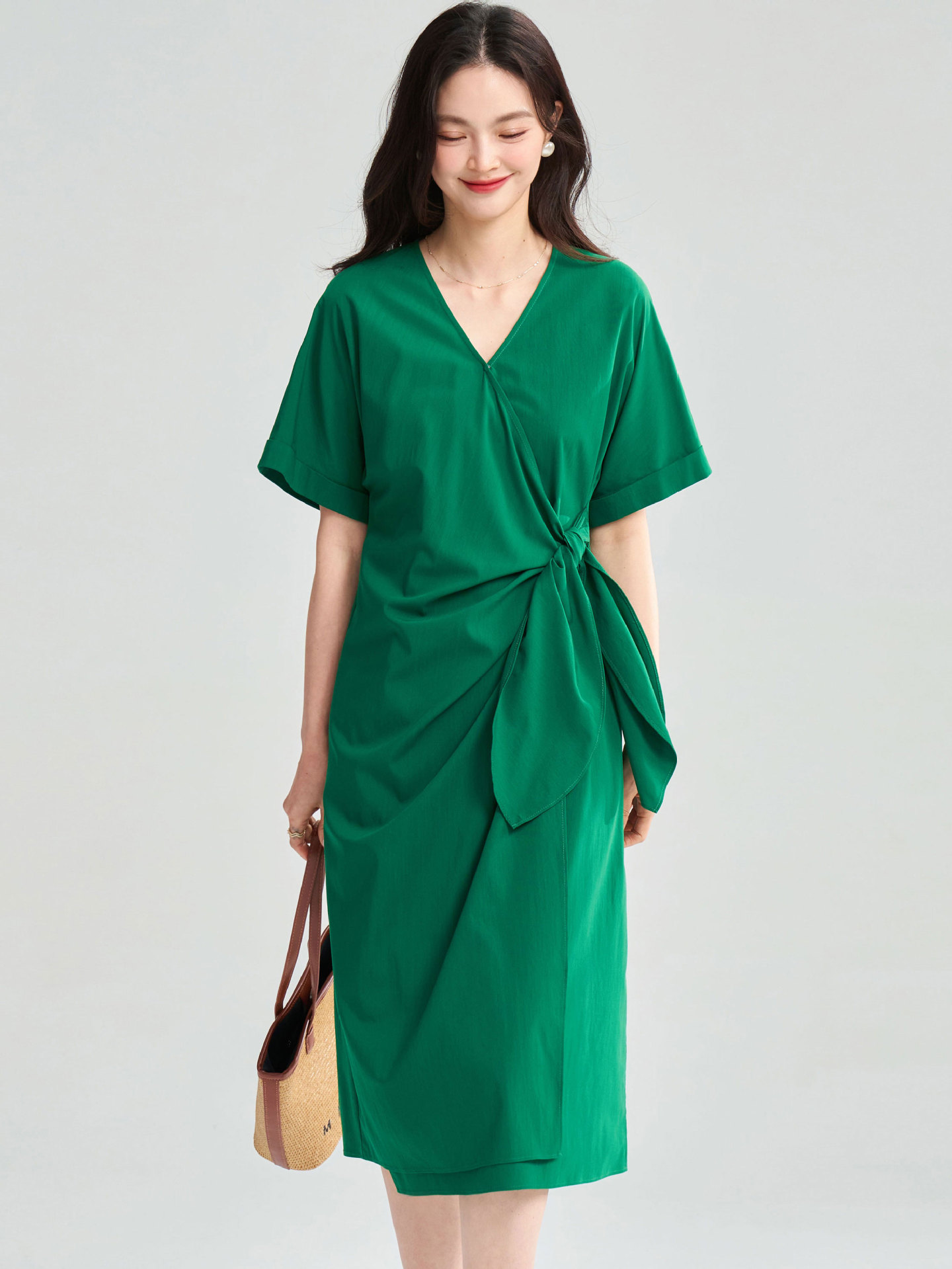 Clearance Sale: New Summer Design French-Style Elegant Tencel V-Neck Cross-Tie Wrap Waist Dress 25035