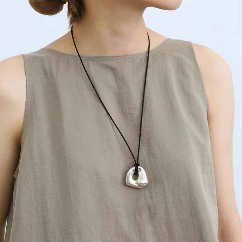 European and American geometric irregular necklace niche minimalist hollow pull sweater chain personality Joker abstract necklace wholesale