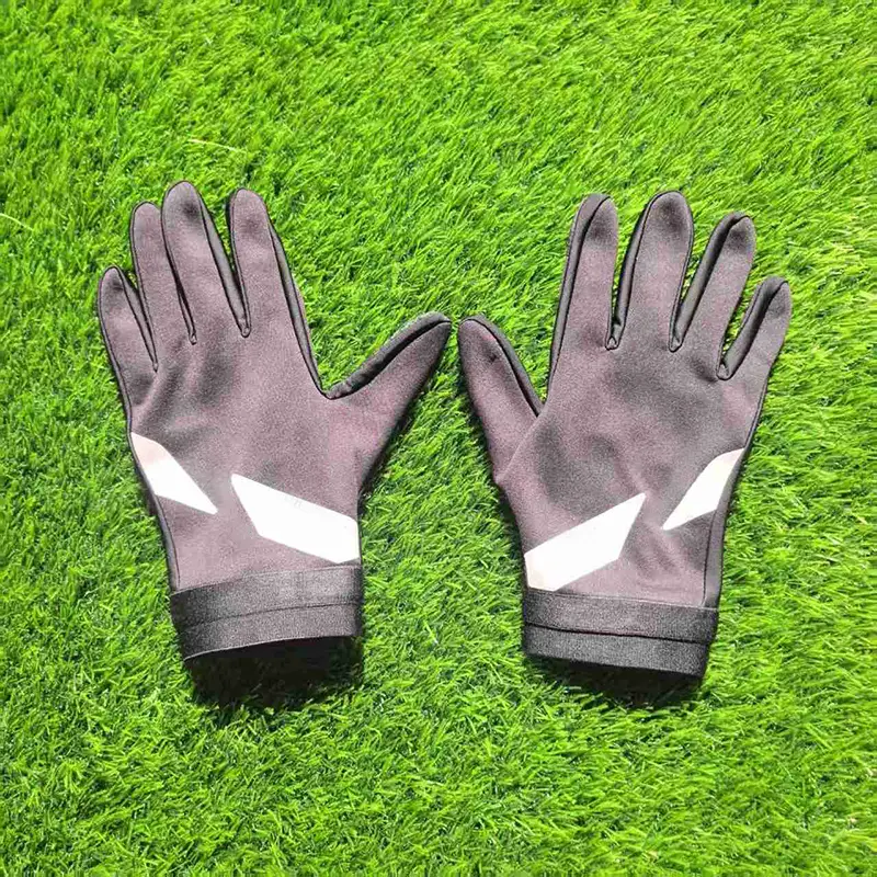 Adult autumn and winter velvet warm football gloves cycling sports training outdoor training competition touch screen anti slip gloves