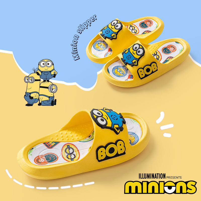 New Cartoon Minions Cute Children's Parent-Child Sandals and Slippers Home and Outdoor Dual-Use Non-Slip Wear-Resistant Slippers