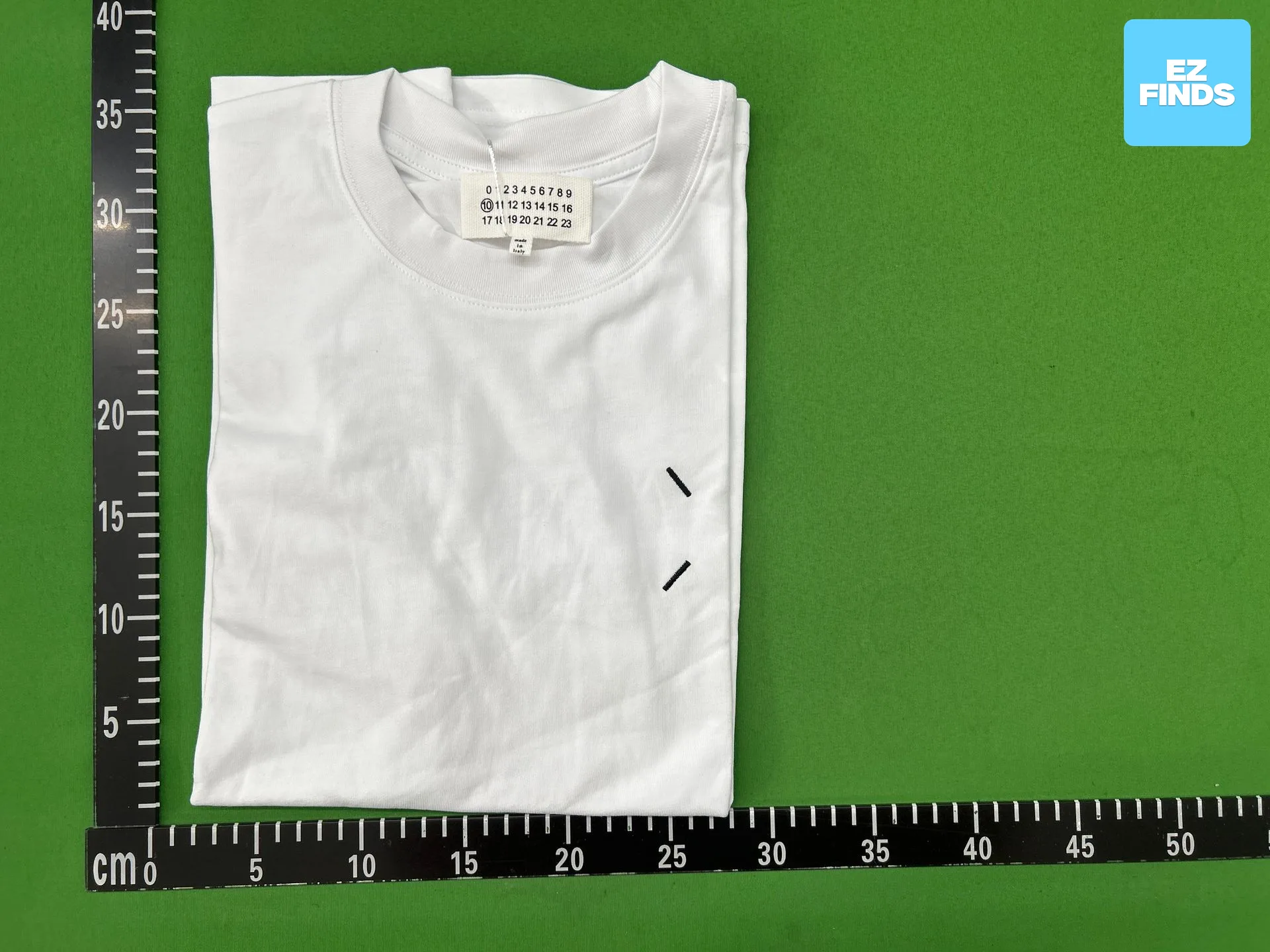 Left Four-Point Rear Calendar with a Circle at 6 O'Clock, Two-Tone Short-Sleeve T-Shirt 77053108 QC