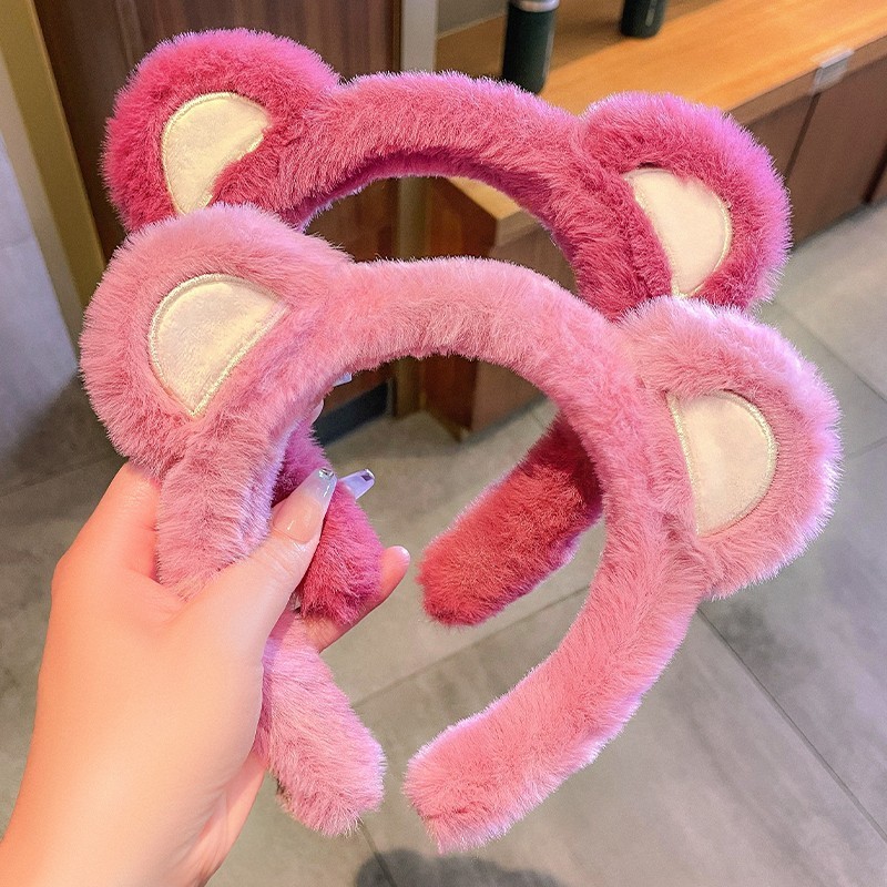 Strawberry Bear Hair Band Autumn and Winter Women's Face Wash Cute Furry Hair Bale Head Band Plush Headwear Cat Ear Hair Clips