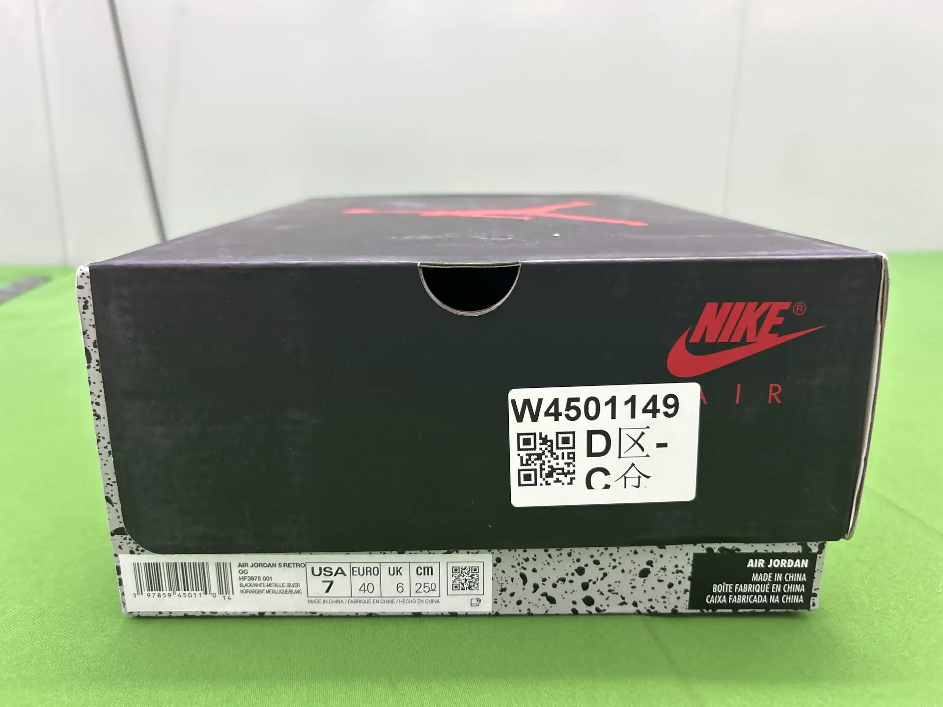 Air Jordan 5 Retro OG Black/White-Metallic Silver