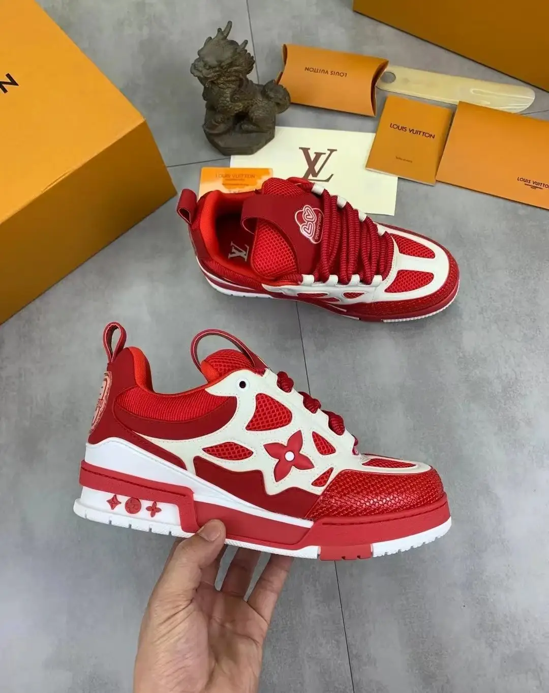 VL 大L 运动板鞋