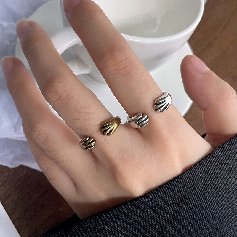 Lan Zhi Playful and Cute Cat Paw Ring for Women, Thai Silver Vintage Gold Open Ring, Niche Minimalist 925 Silver Ring Wholesale