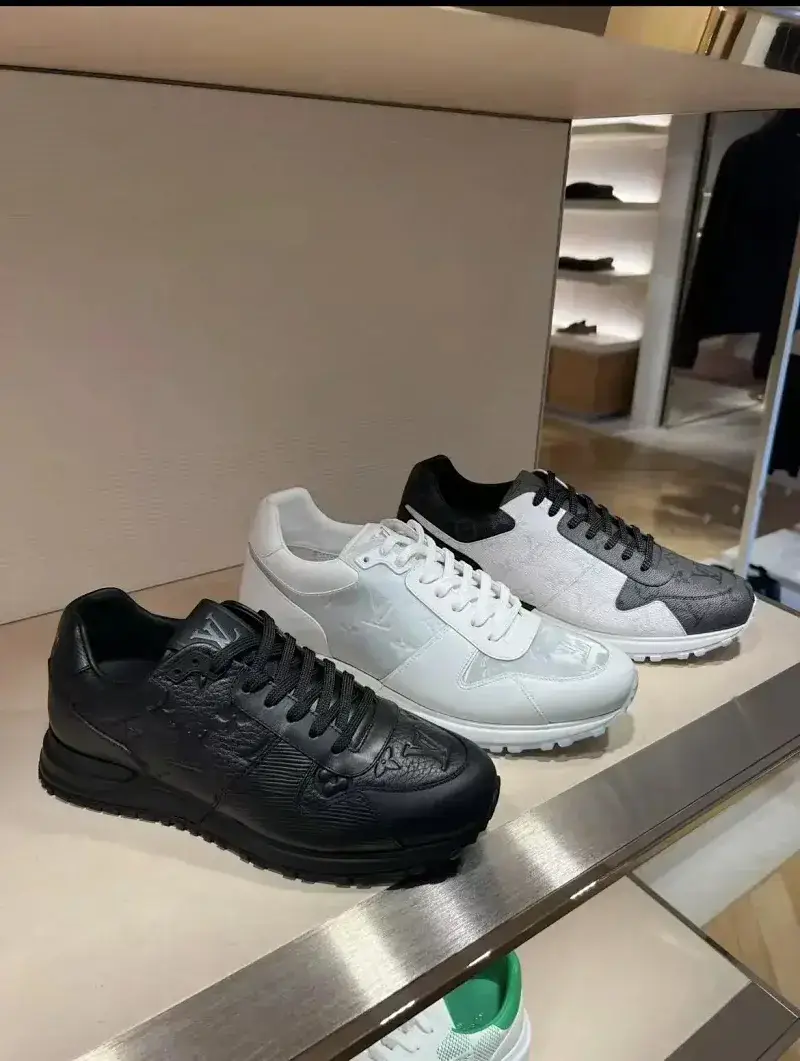 liv 运动鞋皮