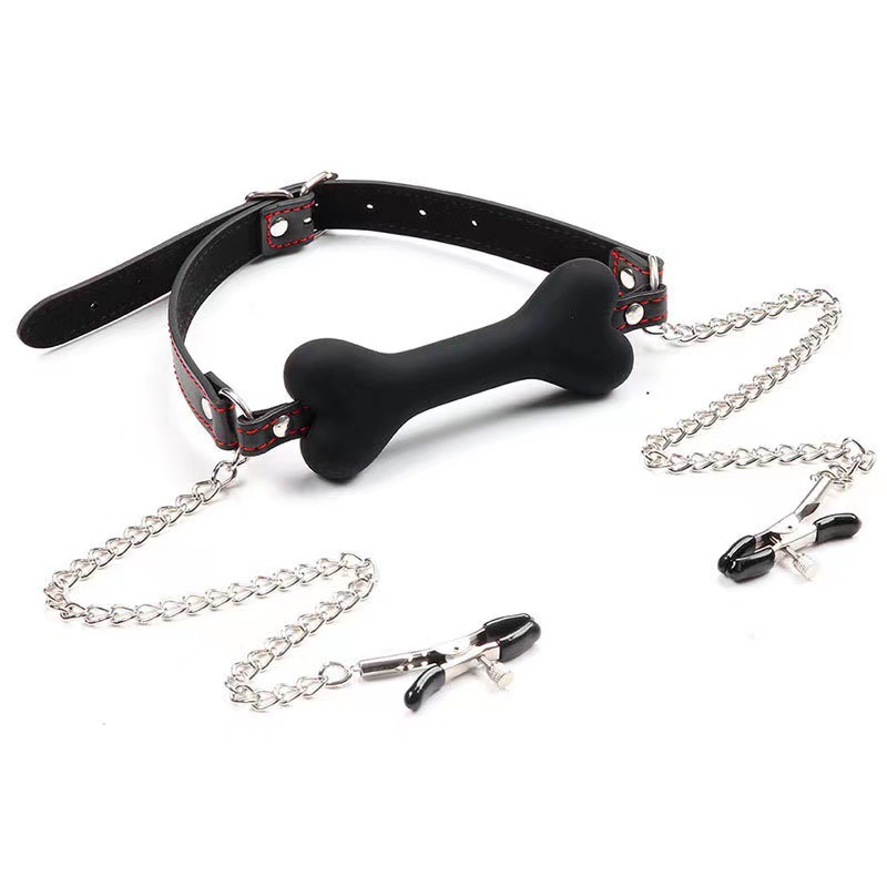 Adult SM supplies men and women flirting pin buckle with lock sexy mouth plug silicone dog bone nipple clip chain alternative training