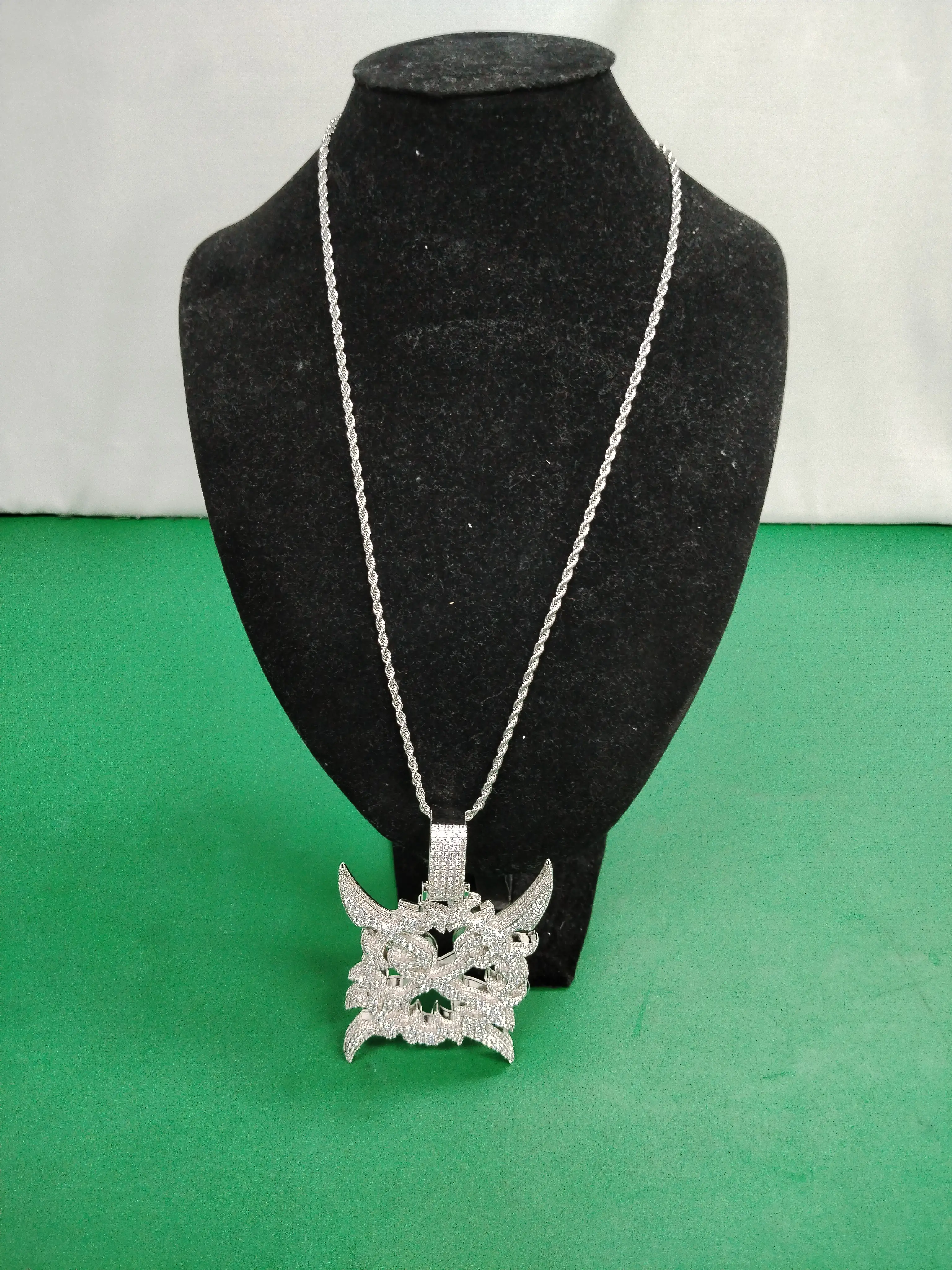Mr.Blingggggg European and American Hip-Hop Jewelry Ken Carson Same Style Full Diamond Large Rage Pendant QC