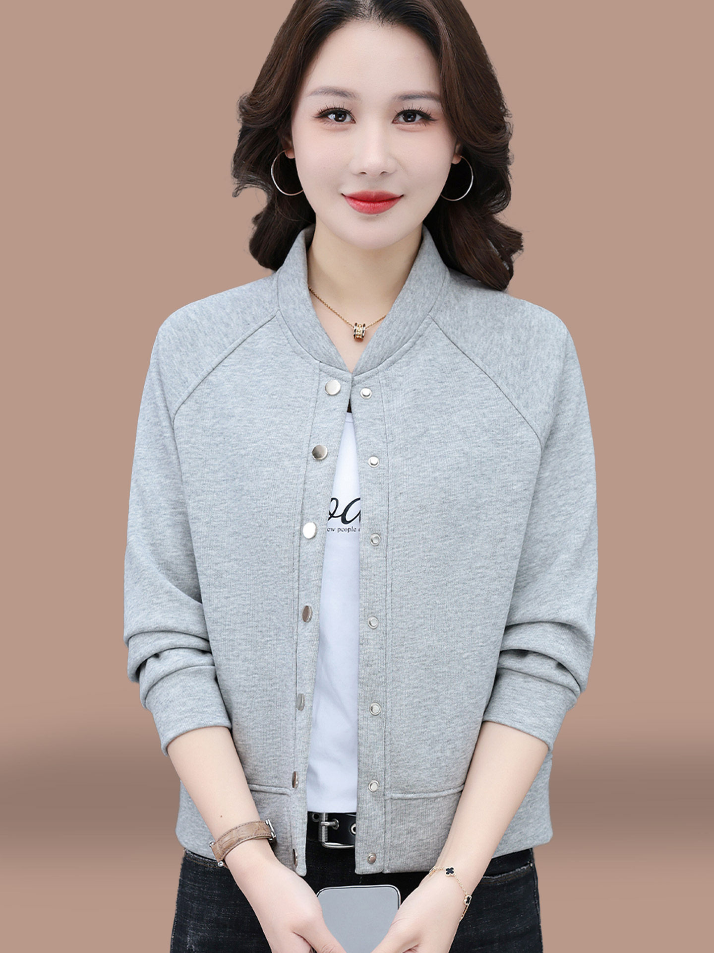 Gray Baseball Jacket for Women 2026 New Spring and Autumn Fashion Age-Reducing Middle-Aged Mom Casual Short Jacket
