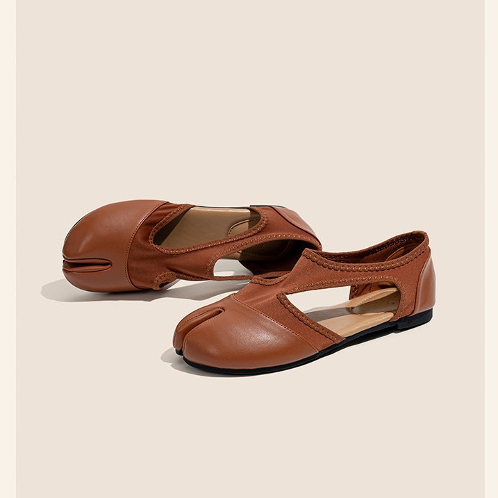 Sheepskin Version~Split-Toe Cute and Quirky Shallow Mouth Single Shoes for Women 2026 New Flat Hollow-Out Japanese-Style Casual Mary Jane Shoes