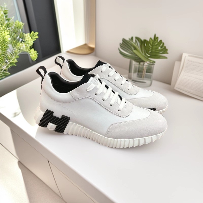 European New High-End Breathable Genuine Leather Casual White Shoes, Sports Lace-Up Running Sneakers, Men's Casual Shoes Fotografie QC de pe 1688 pe Qualit.ly