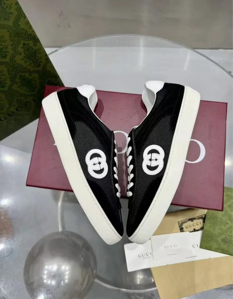 GUCCI sneakers