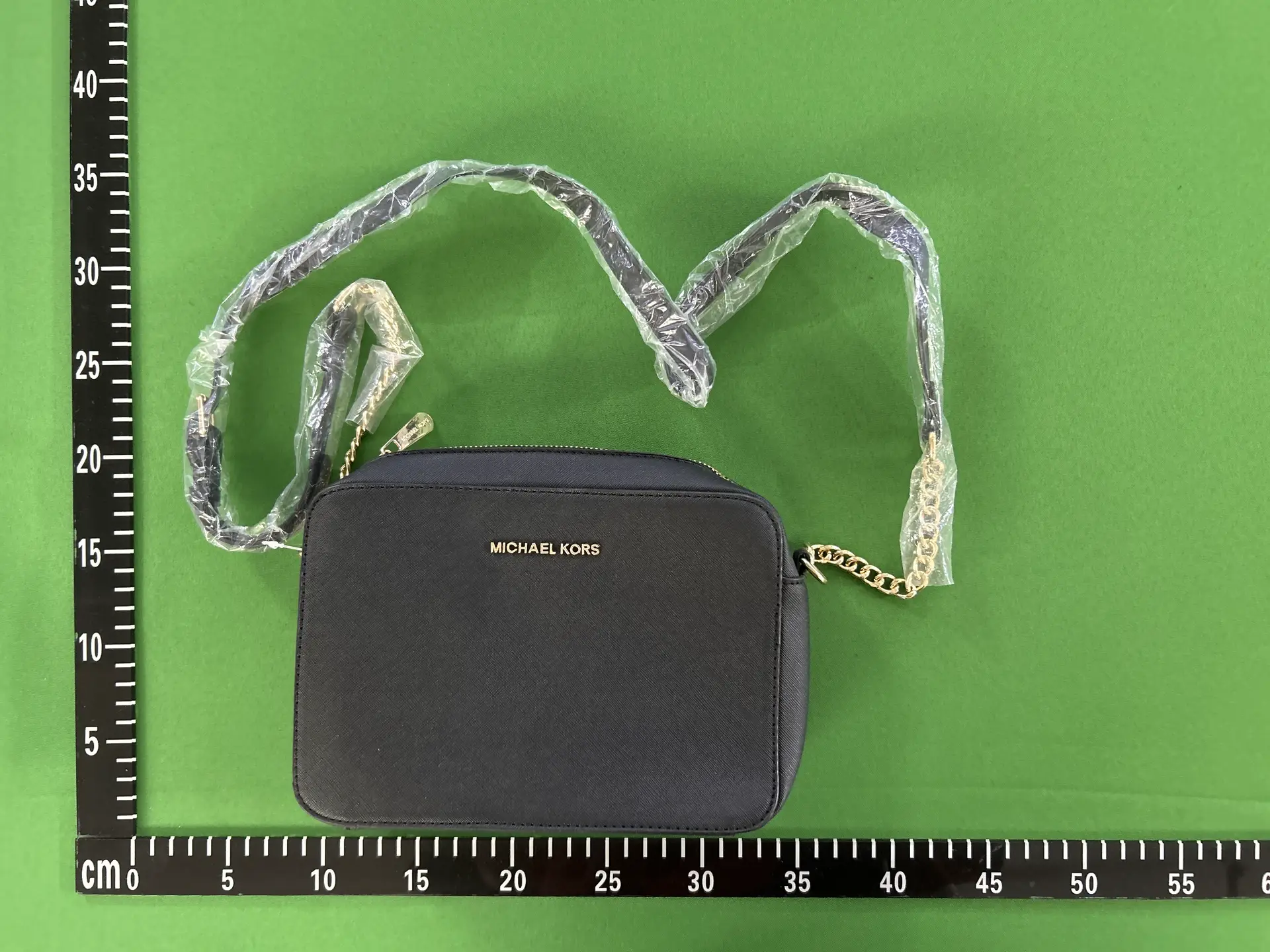Michael Kors Jet Set Camera Bag Black