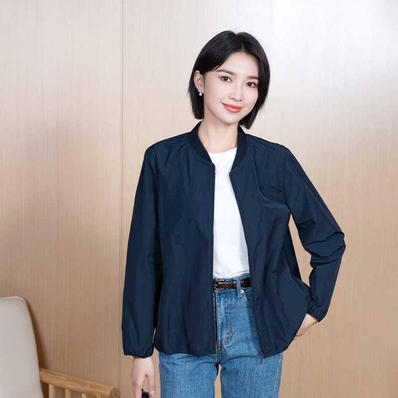 Yun Yun Spring New Round Neck Straight Shoulder Jacket for Women, Solid Color Zipper Design, Stylish and Elegant Commuter Casual Top