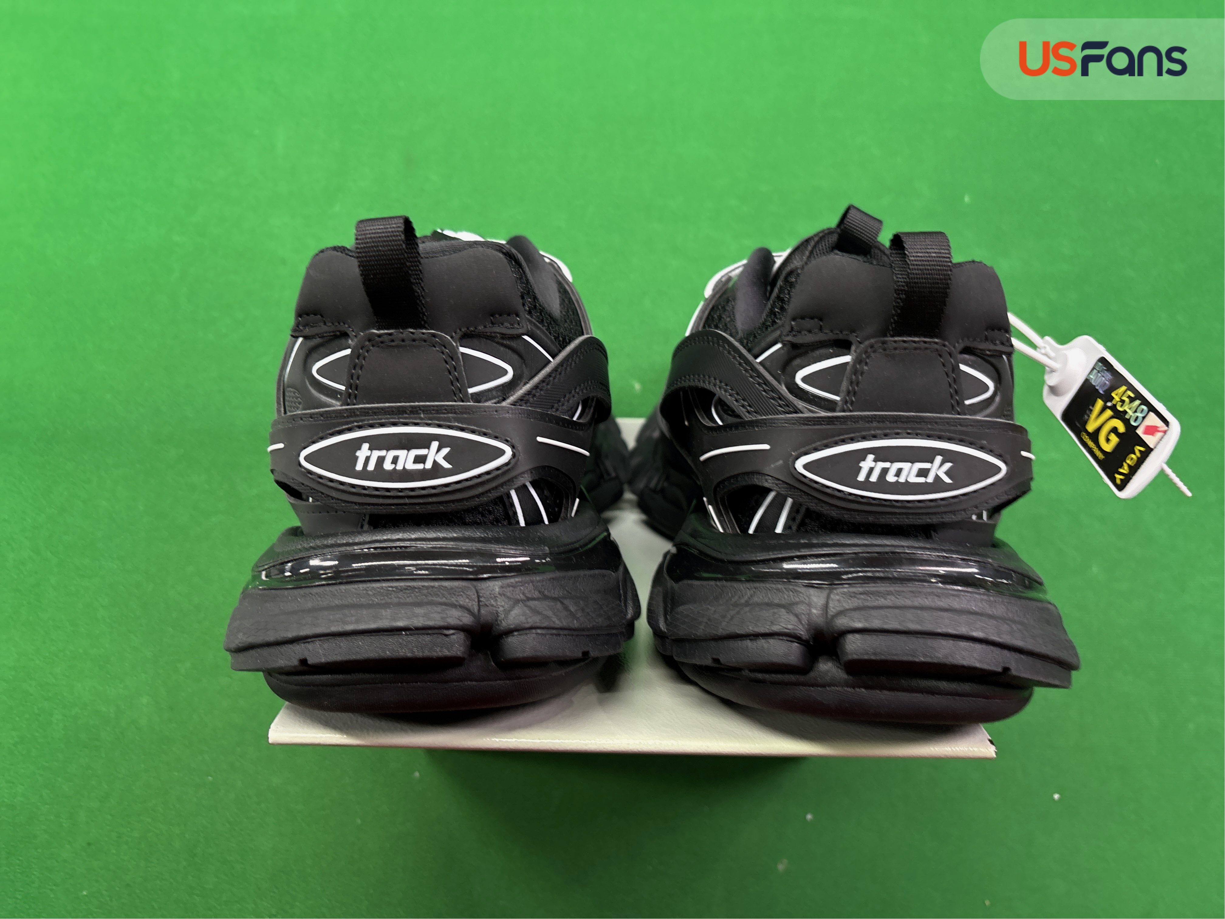Balenciaga Track Rainbow Laces — QC-foto 3