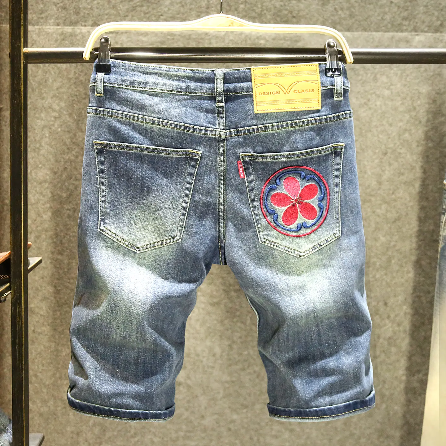Trendy Koi Fish Embroider Denim shorts Men's Straight-leg Loose Medium Pants 2025 Summer Thin Casual Quarter Pants