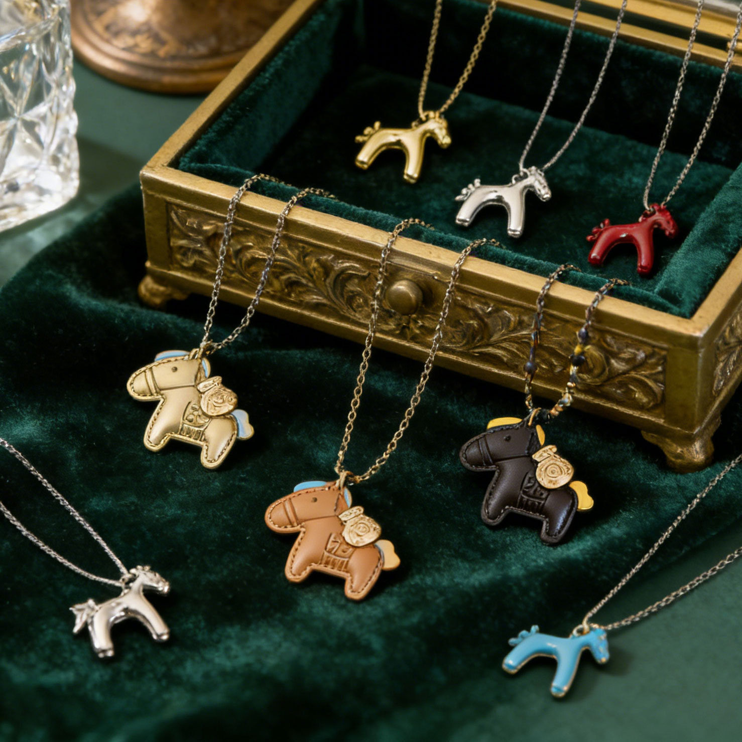 Vintage-Style Zodiac Year Pony Necklace Jewelry, Niche Design Sweater Chain, Light Luxury High-End Neck Accessory Wholesale