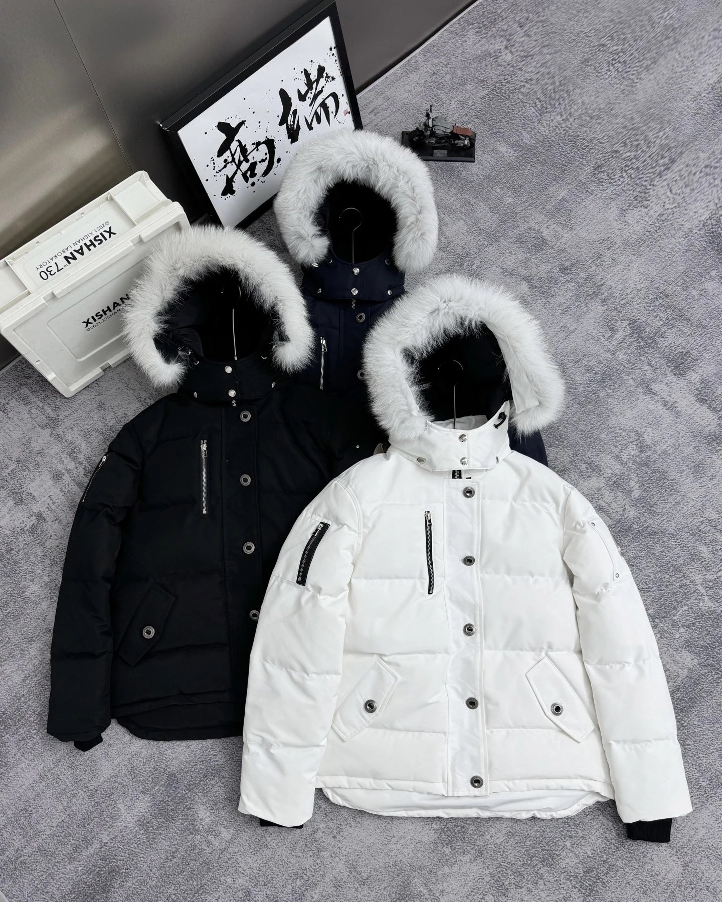 jdyrf 剪*刀长袖羽绒服