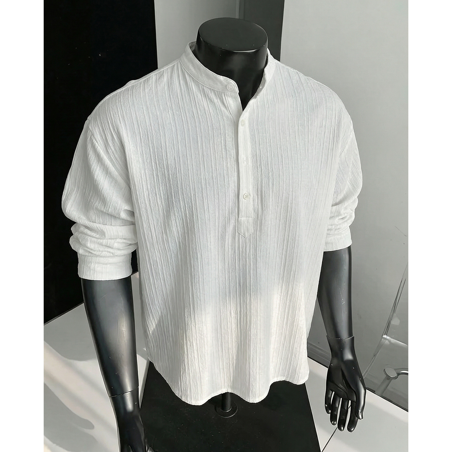 Light Luxury Old Money Style Half-Button Long-Sleeve Shirt for Men, Spring Style, Vertical Stripe Texture, Versatile, Breathable, Stand-Up Collar Shirt Jacket