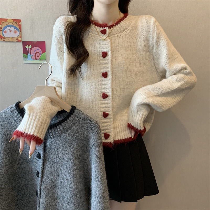 Kaning Color-Blocked Heart Button Knitted Cardigan for Women 2026 Early Autumn New Style Lazy Style Soft Sweater Jacket for Women