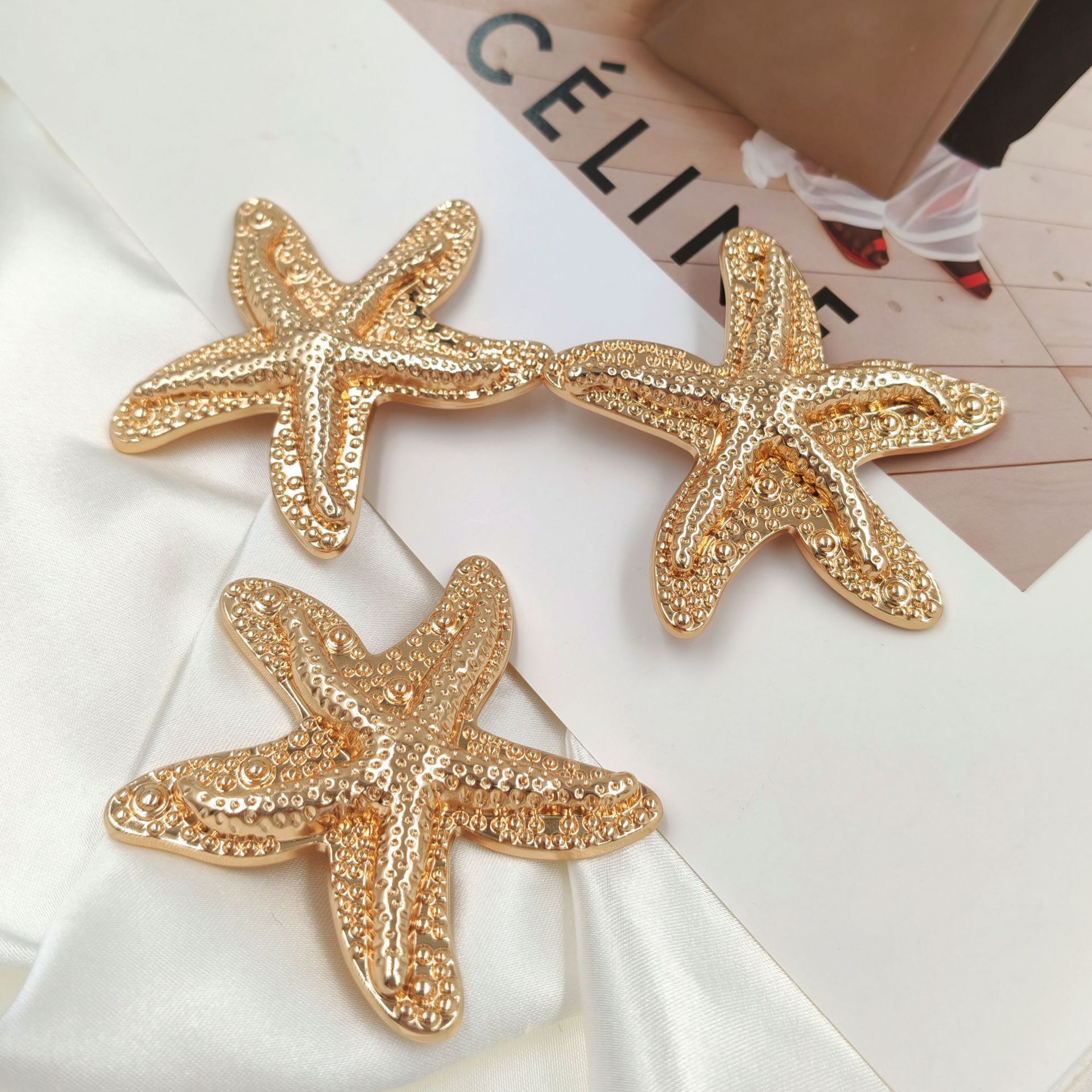 High-End Vacation Fragrance Ocean Style Starfish Double-Legged Fashion Swimsuit Coat Sweater Suit Decorative Buttons