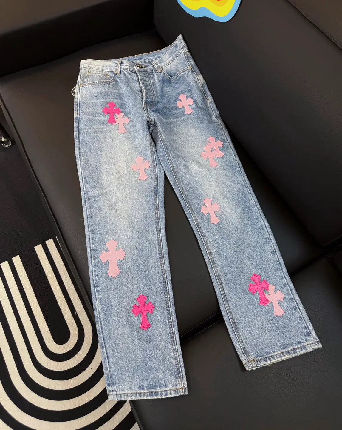 Light luxury American vintage washed distressed jeans for men and women dopamine pink crossover and leather jeans