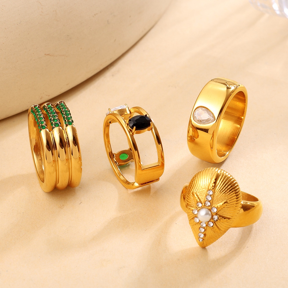 European and American Cross-Border Rich Vintage Style Gold Layered Green Diamond Wide Ring, Light Luxury Style, Multi-Style Geometric Ring