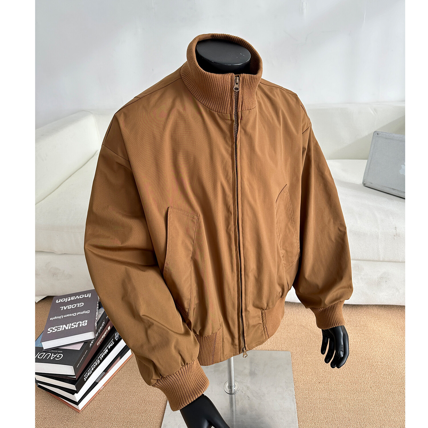 American Retro Silhouette Bomber Jacket for Men, New Spring and Autumn Trendy Brand Stand-Up Collar Baseball Jacket Short Top