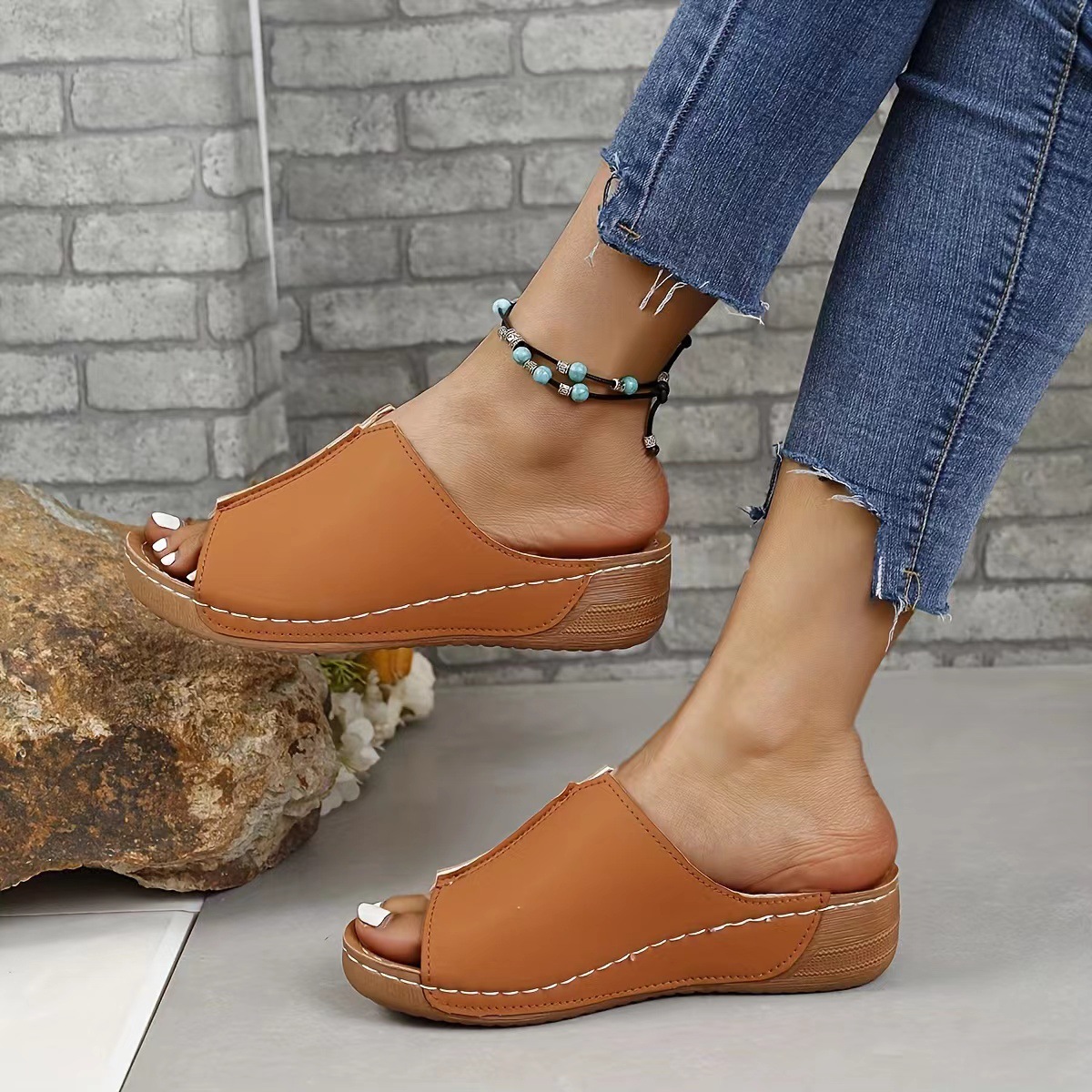 2024 European and American New Wedge Fishmouth Slip-on Fashion Sandals Cross-border Foreign Trade Large Size Casual Lightweight Slippers