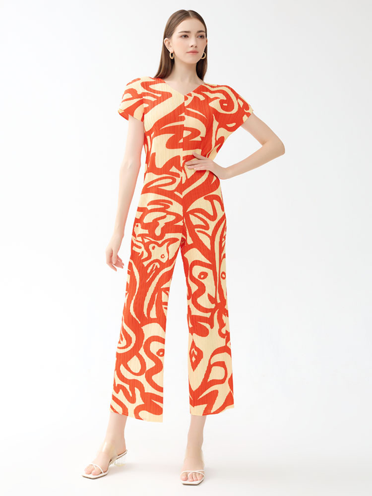 Miyake 2026 Spring New Collection Painted Pleated V-Neck Short Sleeve Slim Fit Casual Style Cross-Border Women's Jumpsuit