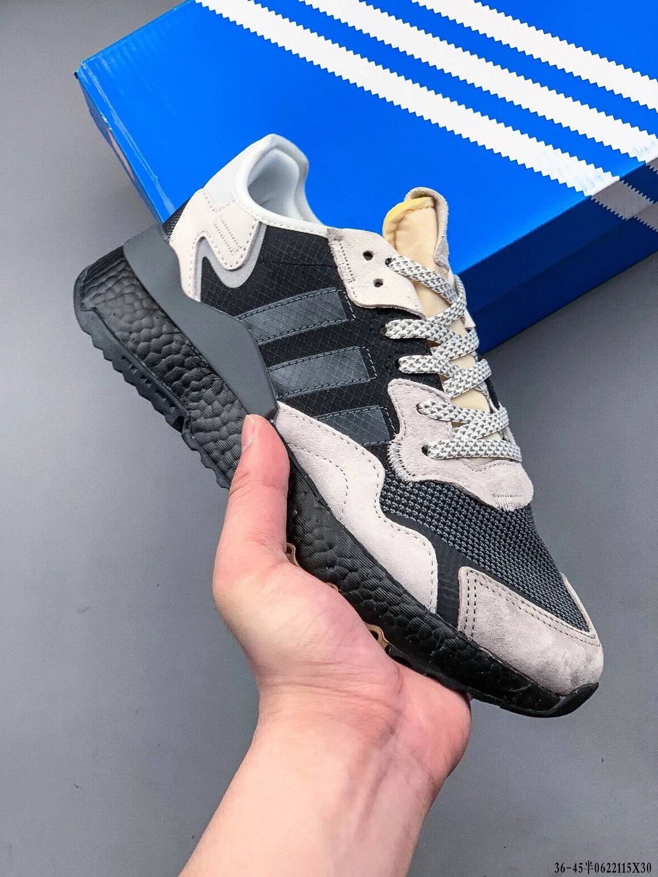 公司级真爆！Adidas Nite Jogger 2019 Boost 夜行者复古跑鞋原厂材料 原厂大底  私家独模 网布搭配头层皮 拼接打造鞋面 极具复古风格鞋头及鞋跟点缀3M反光设计极