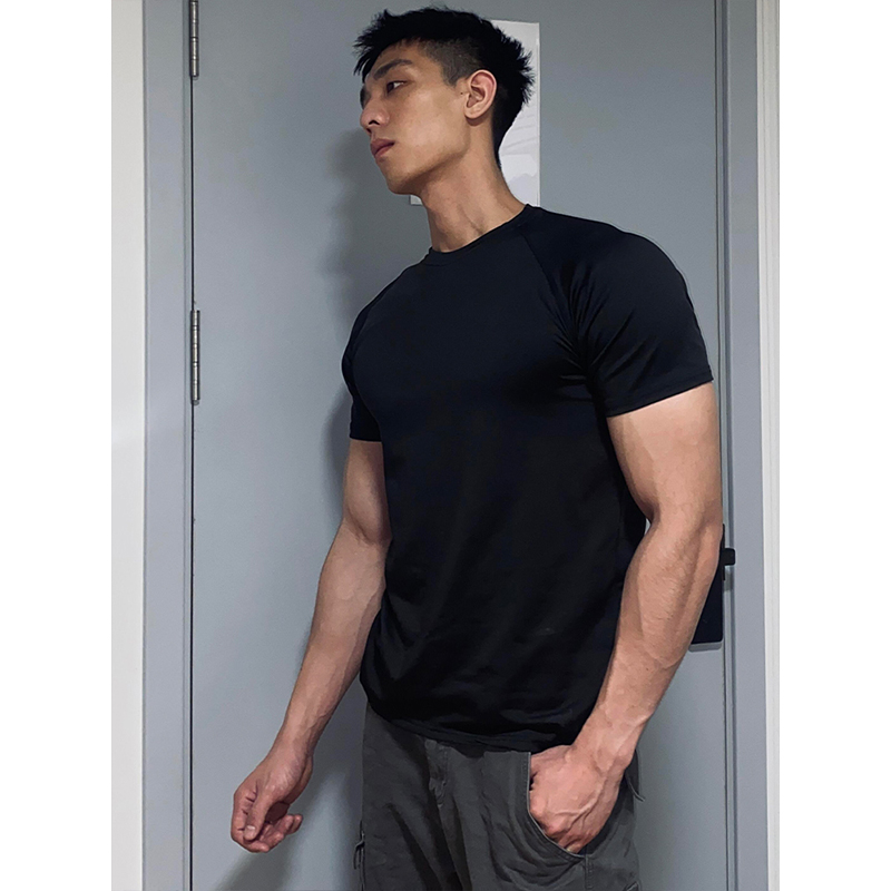 American-style Retro Black Cuff T-shirt Men's Heavy Small Collar Nair Slim-fit Muscle Shoulder Short Sleeve Three-point Sleeve QC-foto från 1688 på Qualit.ly