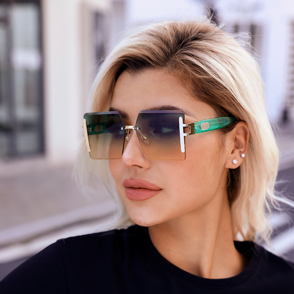 2023 new frameless square men's and women's same metal color European and American light luxury sunglasses catwalk sunglasses cross-border