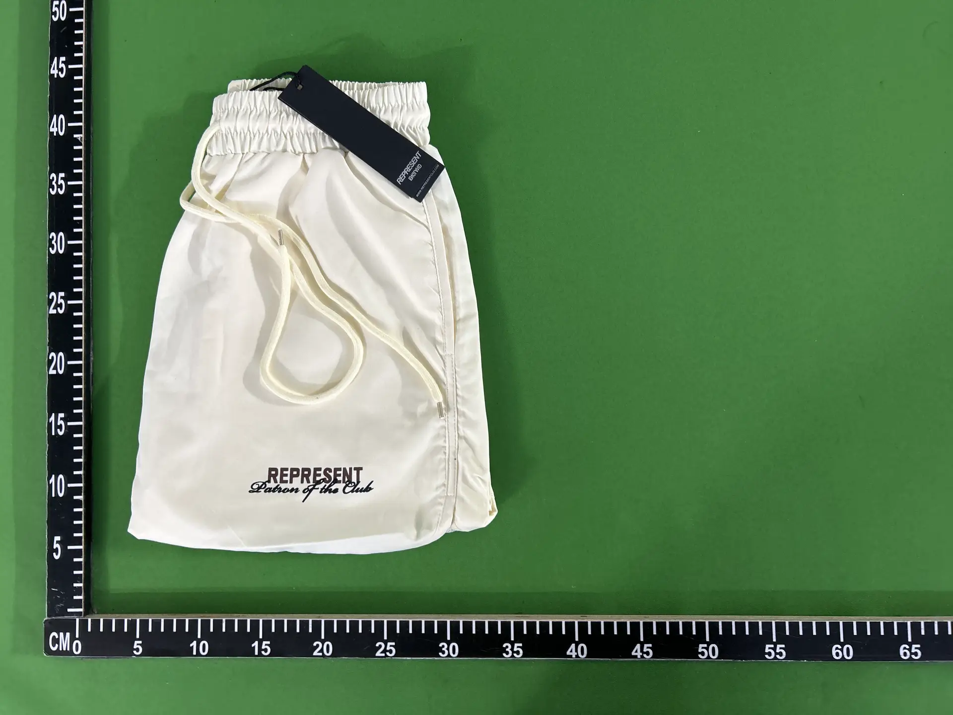 Represent Patron of the Club Shorts Cream