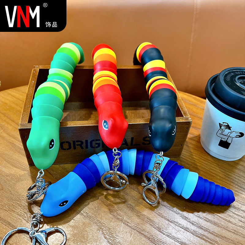 Creative Slug Activity Twisted Snake Keychain Cute School Bag Pendant Car Key Chain Claw Machine Gift Supply